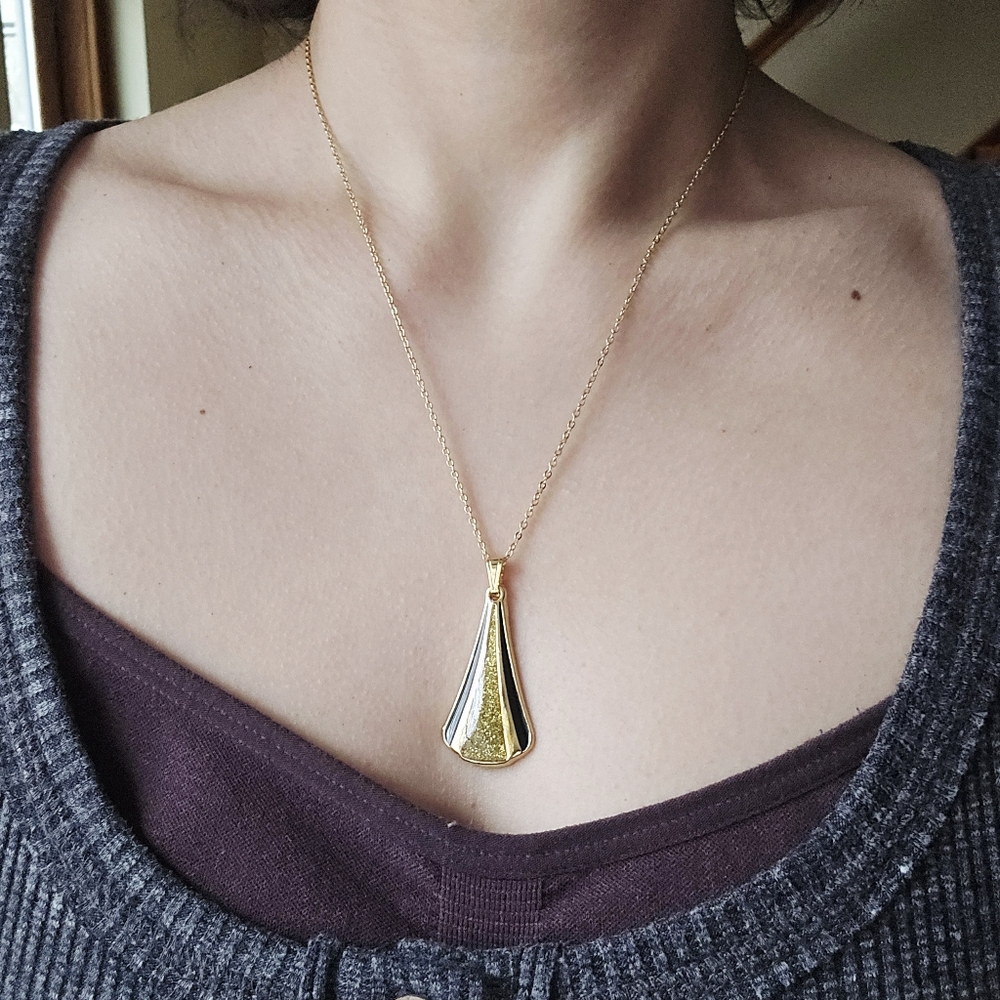 Dainty Gold Enamel Sparkle Sparkly Pendant Necklace